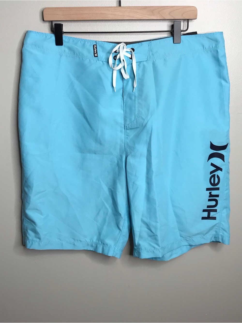 Hurley Men’s Boardshorts One and Only 2.0 Size 36 21” inseam